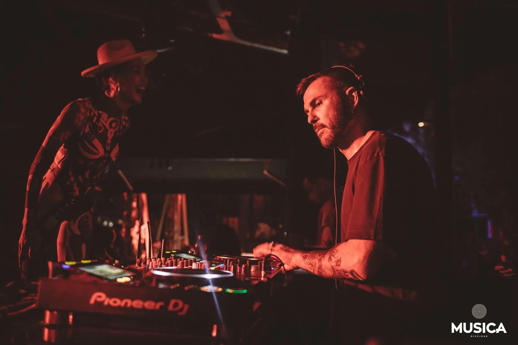 musica club consolle